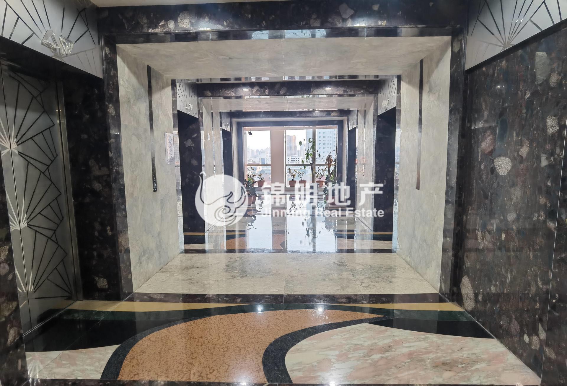 南京西路晶采世纪大厦109平米写字楼出租